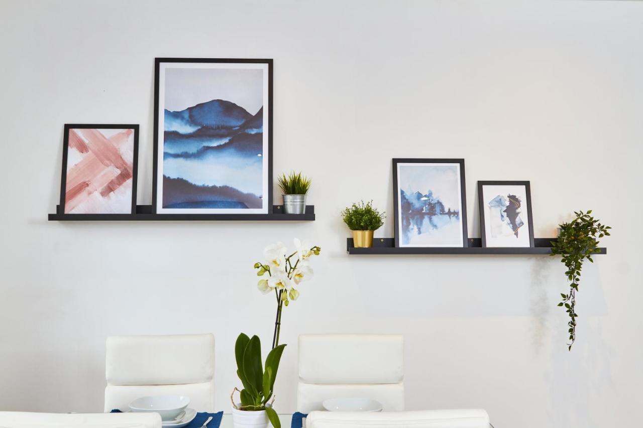 Stunning 2 Bed - Location *